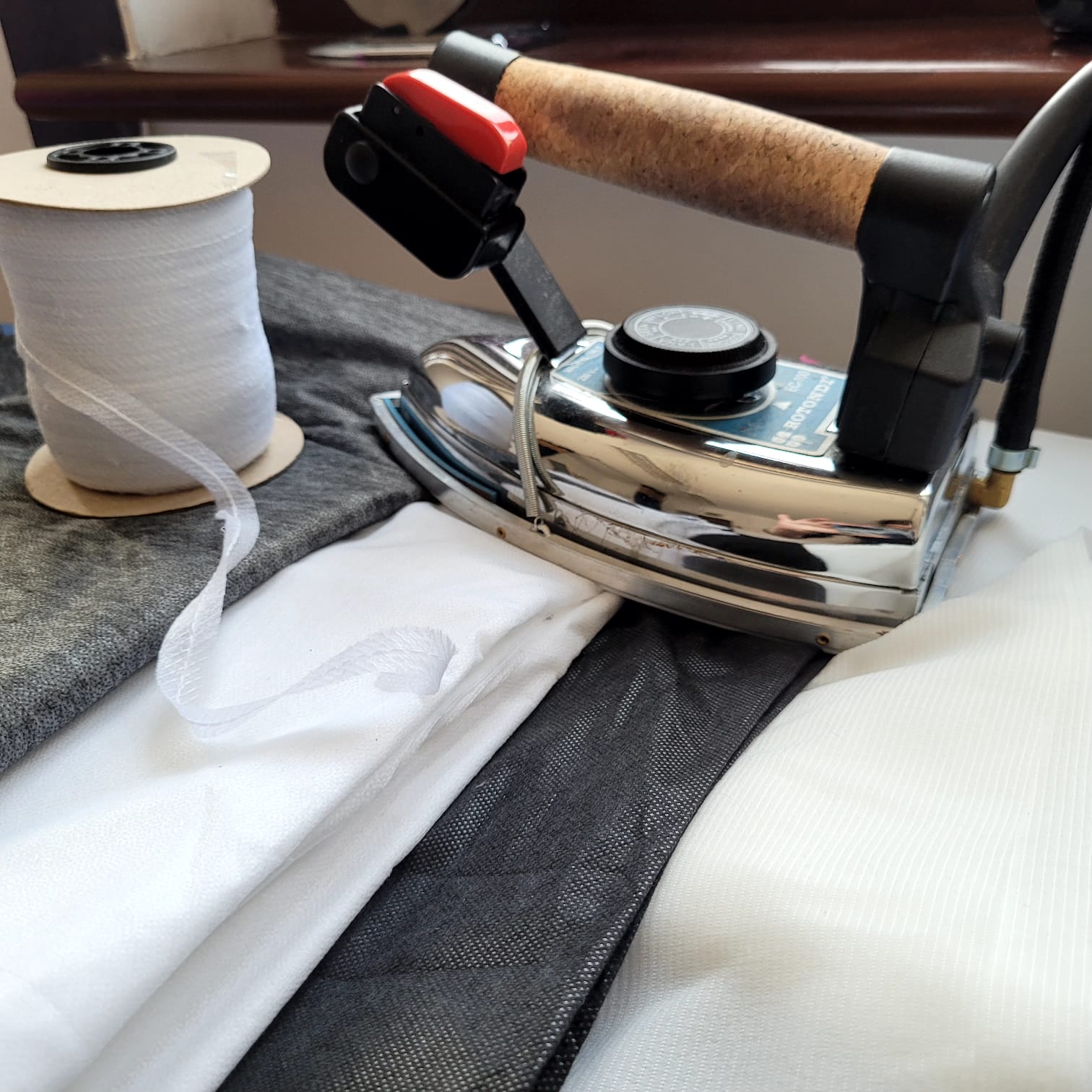 Dopasowanie sukni ślubnej